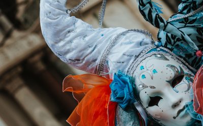Mit der Karnevalskappe zur Beerdigung: Zwischen Tradition und Individualität